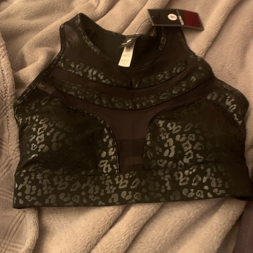 Cheetah print sports bra - Picture 3 of 5